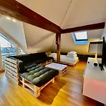 Cosy Roof Flat Close Lausanne Center - Es דירה Prilly