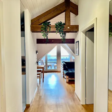 Cosy Roof Flat Close Center - Es Lausana
